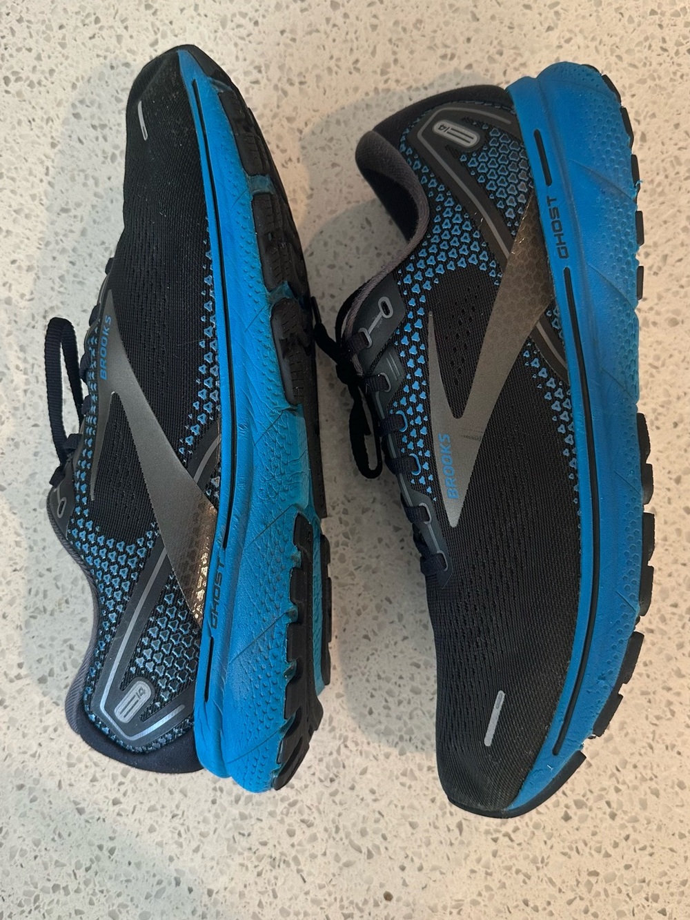 (MSRP $140) Brooks Ghost 14 - Top of the Line Cushion Black & Blue Running Shoes - Picture 4 of 6
